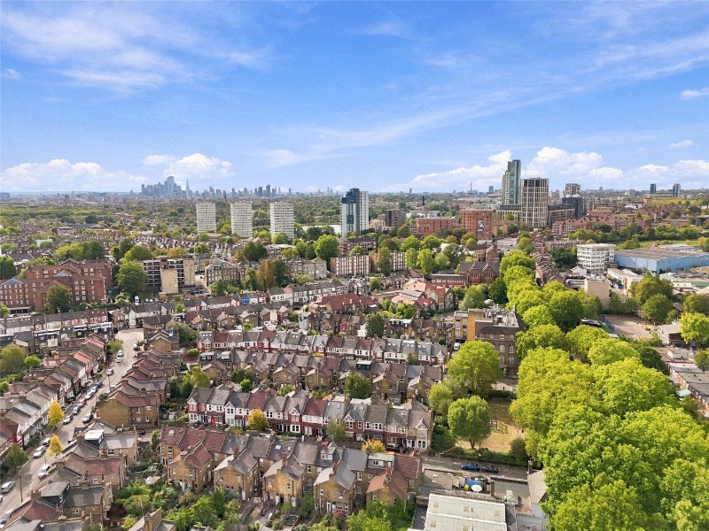 Manchester Road, London, N15