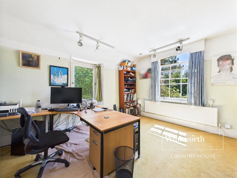 New Lane Hill, Tilehurst, Reading, Berkshire, RG30