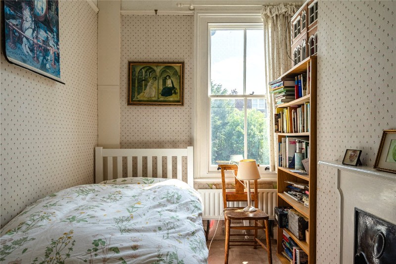 Normanhurst Road, London, SW2