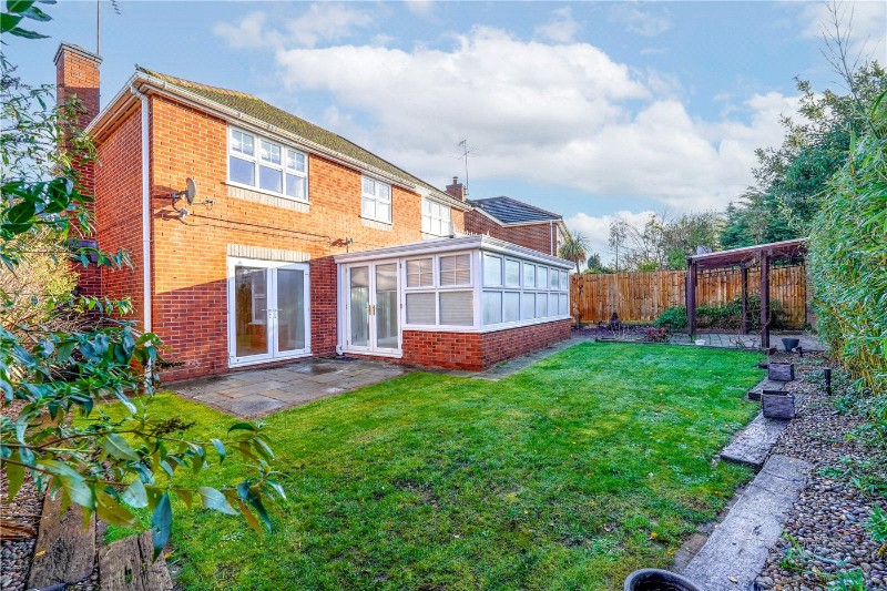 Saint Andrews Gardens, Cobham, Surrey, KT11