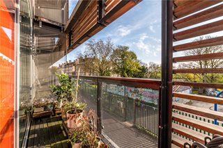 Dog Kennel Hill, East Dulwich, London, SE22