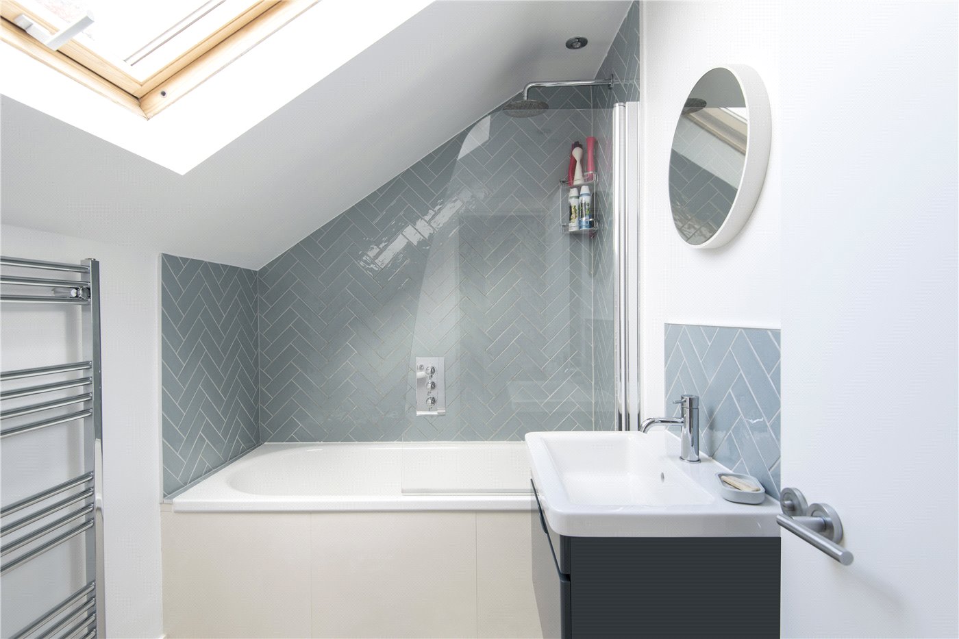 En-Suite Bathroom
