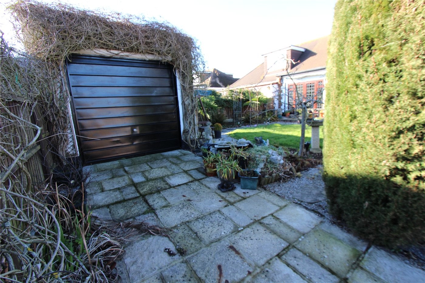 2 bedroom property for sale in Dulverton Avenue, WestcliffonSea