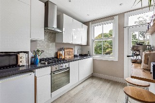 Garratt Lane, London, SW17