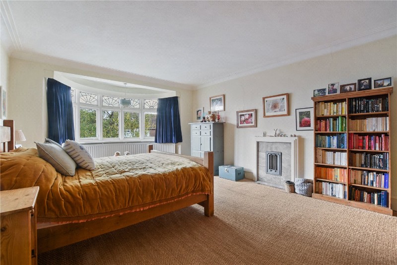 Dobree Avenue, London, NW10