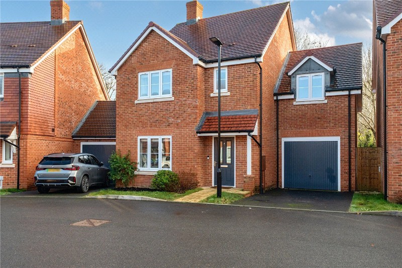 Great Stones Way, Ash, Aldershot, Surrey, GU12