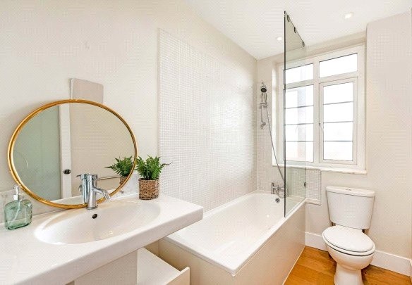 St. James Close, London, NW8