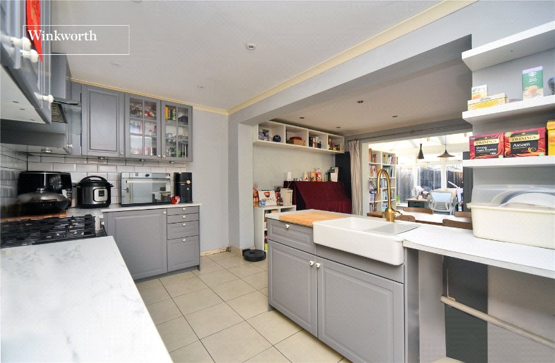 Buckland Way, Worcester Park, KT4