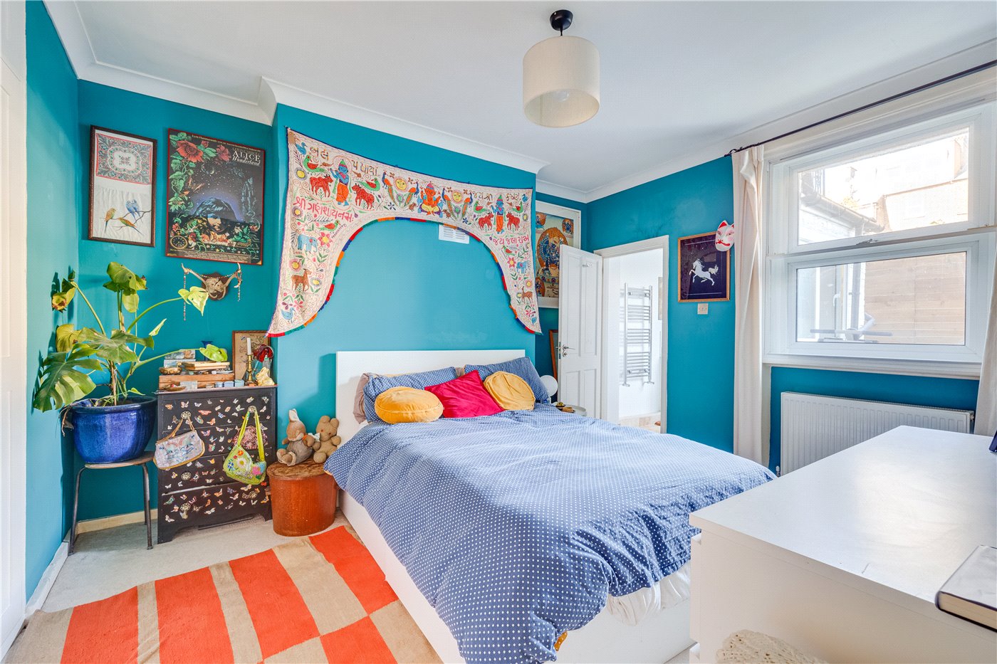 Barons Court Road, W14