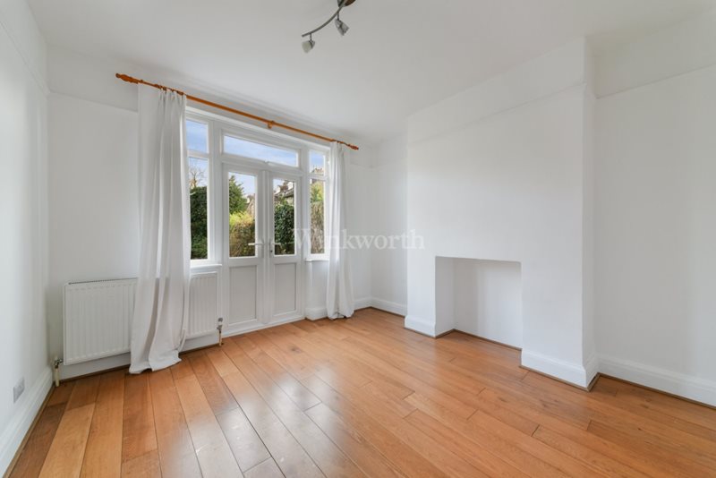 Colesburg Road, Beckenham, BR3