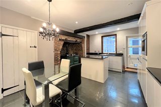 Wycombe End, Beaconsfield, HP9
