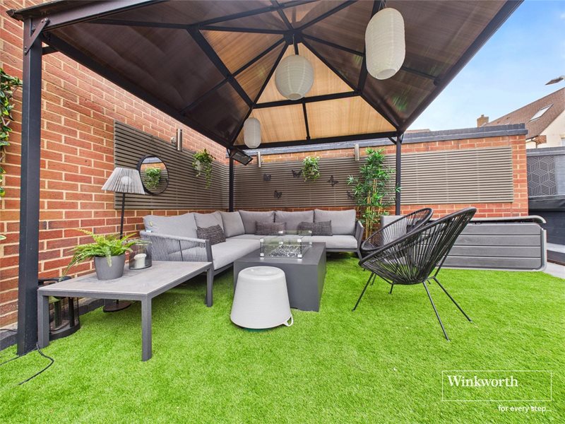 Gloucester Avenue, Shinfield, Reading, RG2