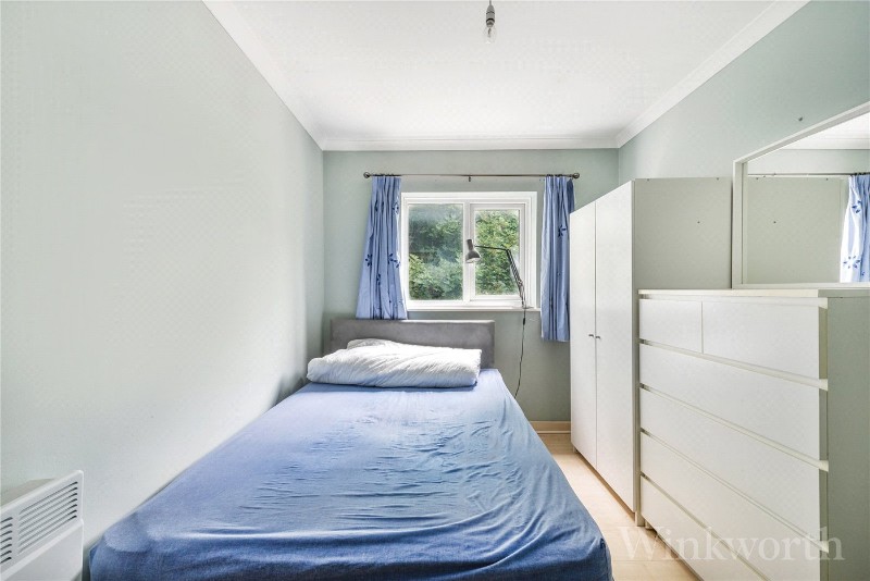 Farrow Lane, London, SE14