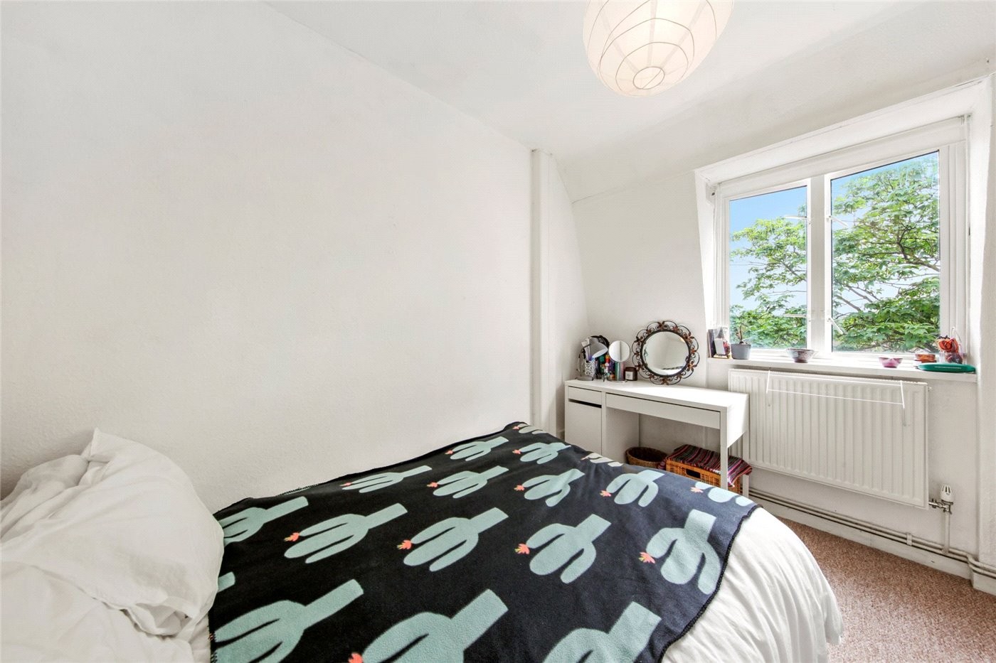 3 bedroom property for sale in Kennistoun House, Leighton Road, London