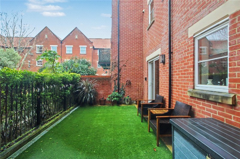 Hamilton Court, Trafalgar Square, Poringland, Norwich, NR14