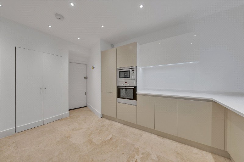 Berkeley Court, Marylebone Road, London, NW1