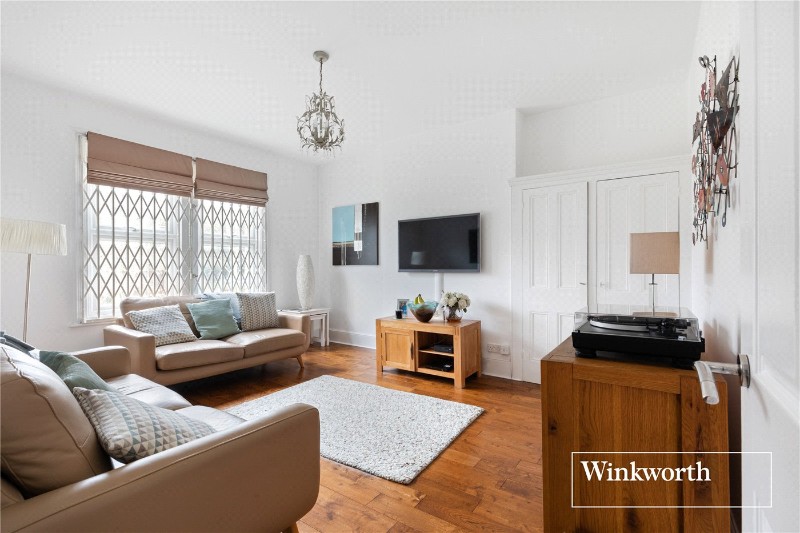 Regents Park Road, Finchley, London, N3