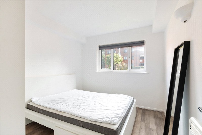 St. Benedict&#39;s Close, London, SW17