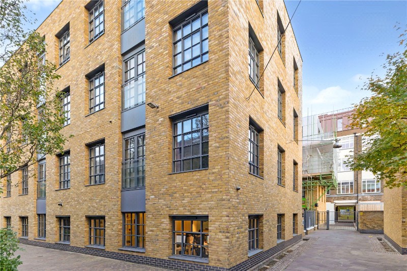 Porteus Place, London, SW4