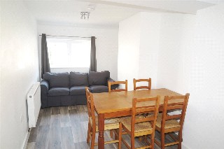 West Street, Farnham, GU9