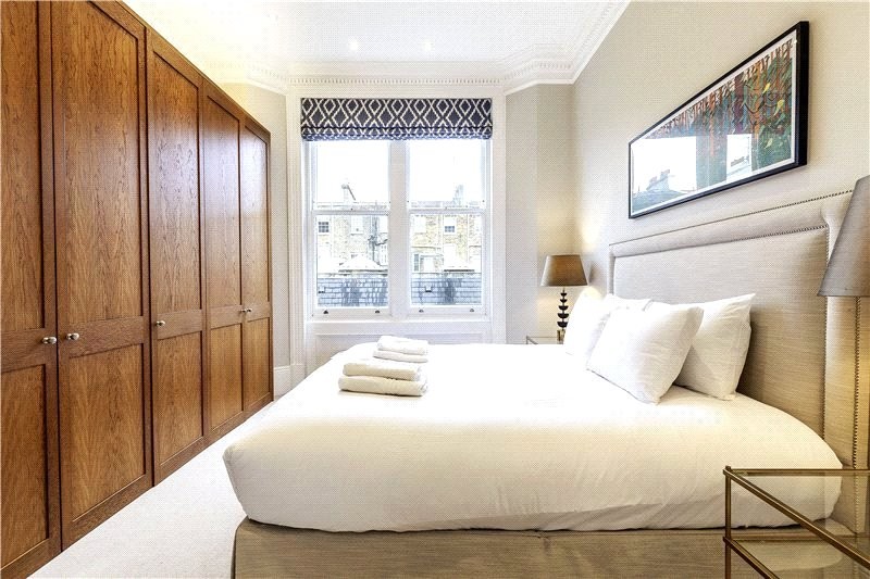 Rosary Gardens, South Kensington, London, SW7