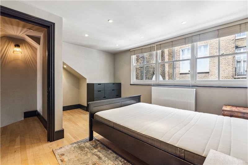 Atherstone Mews, South Kensington, London, SW7