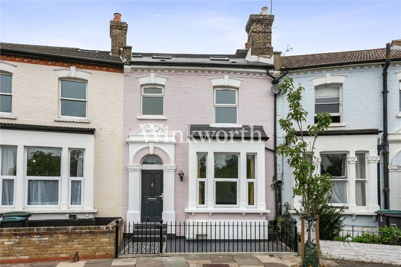 St Albans Crescent, London, N22