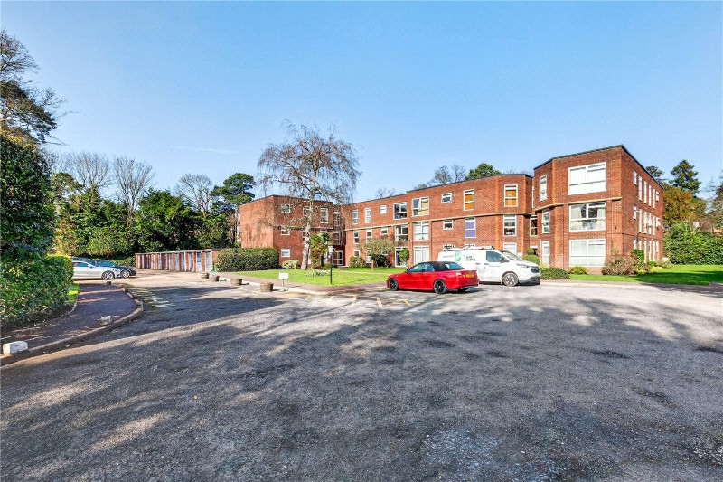Ellesmere Road, Weybridge, Surrey, KT13