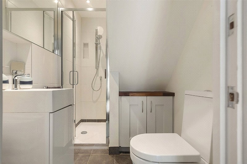 Cromford Road, London, SW18