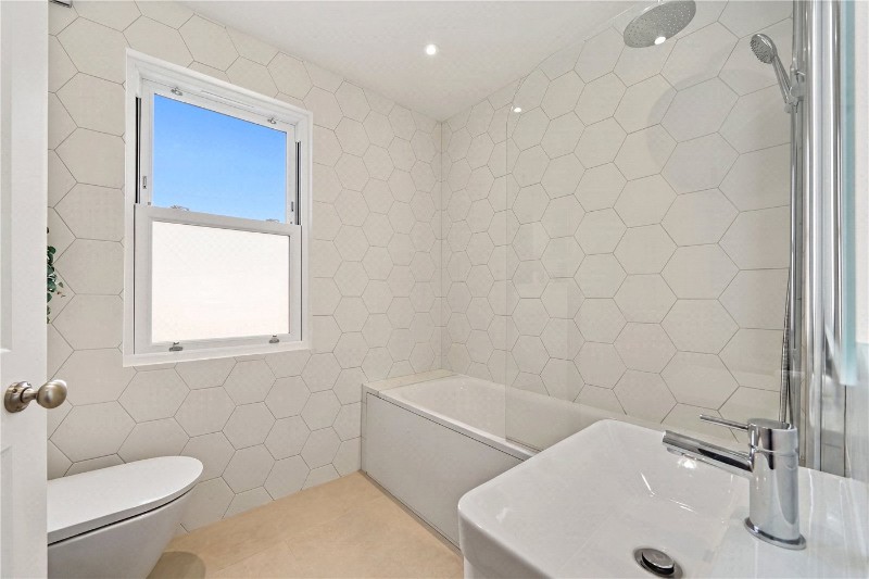 Inderwick Road, London, N8