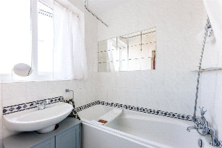 Hayward Gardens, London, SW15