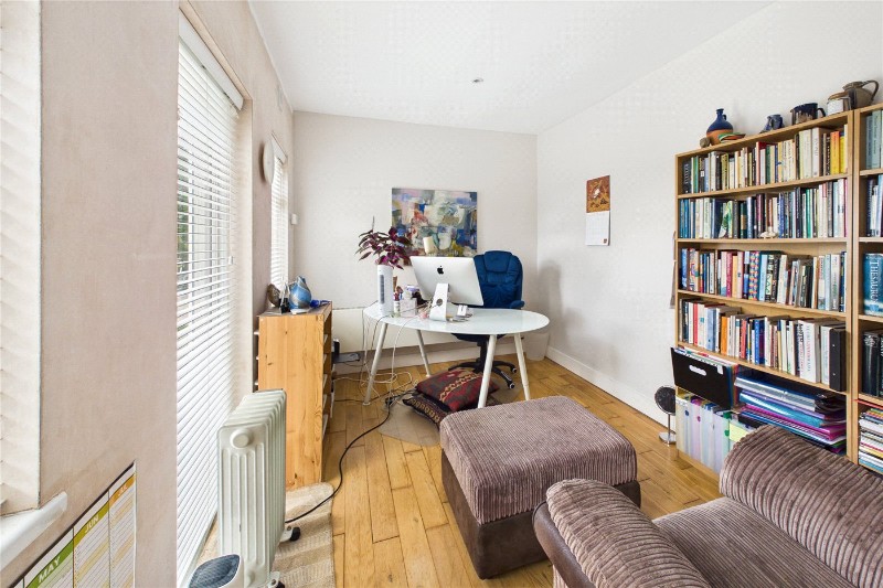 Norbury Hill, London, SW16