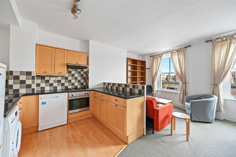 Melina Road, London, W12