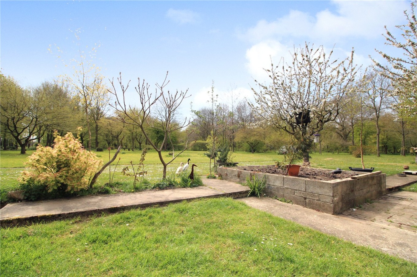 2 bedroom property for sale in Slade Lane, Yelverton, Norwich, Norfolk