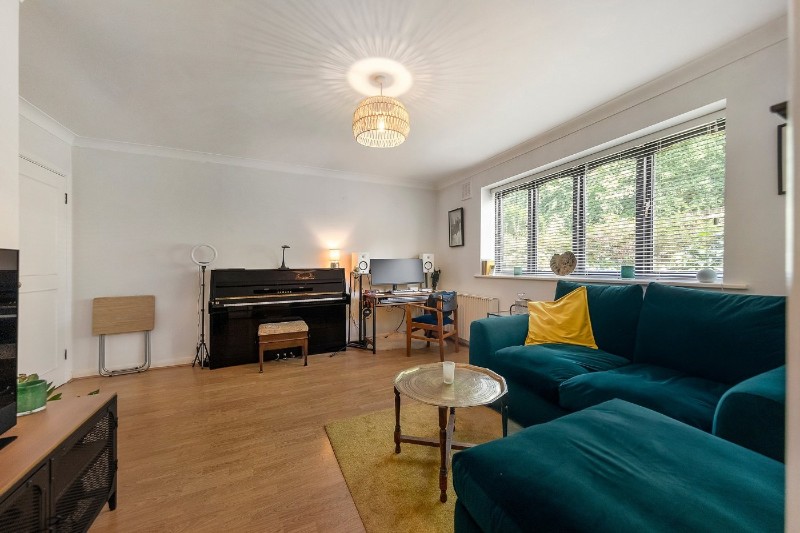 Farquhar Road, London, SE19