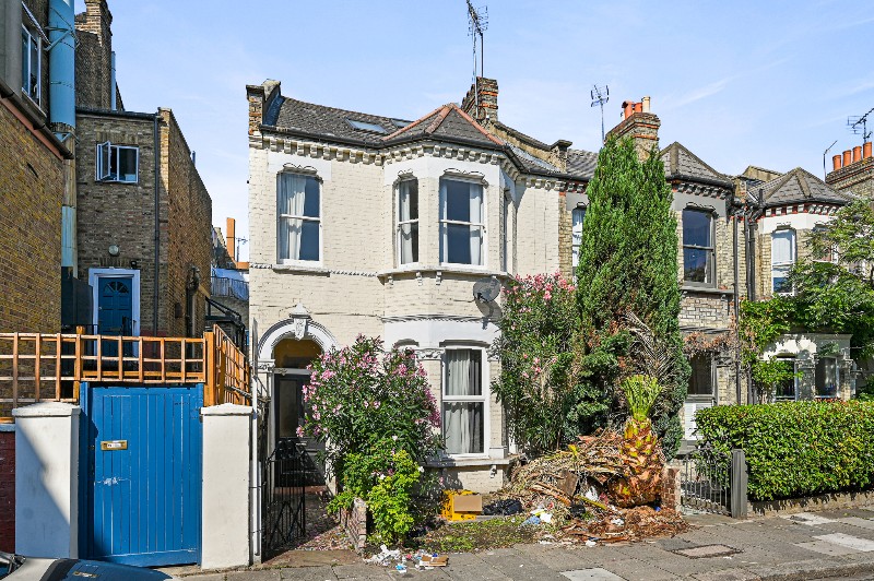 Arminger Road, London, W12