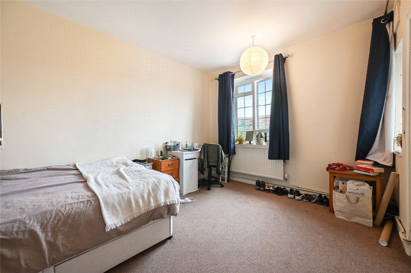 Linden Court, Frithville Gardens, London, W12