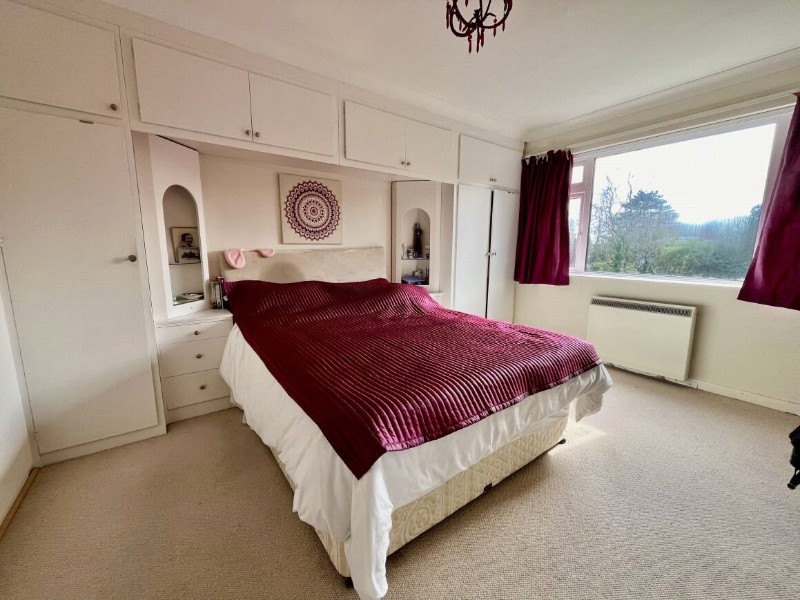 West Cliff Road, Bournemouth, BH4