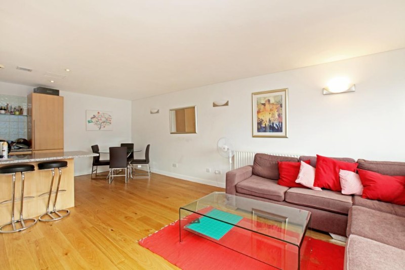 Britton Street, London, EC1M