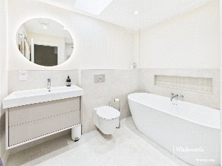 Essex Street, Newbury, Berkshire, RG14