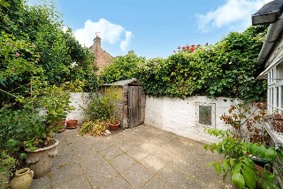 Landseer Road, London, N19