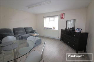 Nicoll Way, Borehamwood, WD6