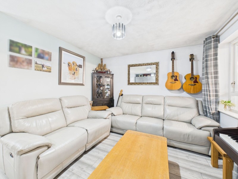 Nymet Avenue, Bow, Crediton, Devon, EX17