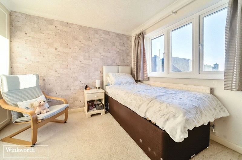 Fennel Close, Chineham, Basingstoke, RG24
