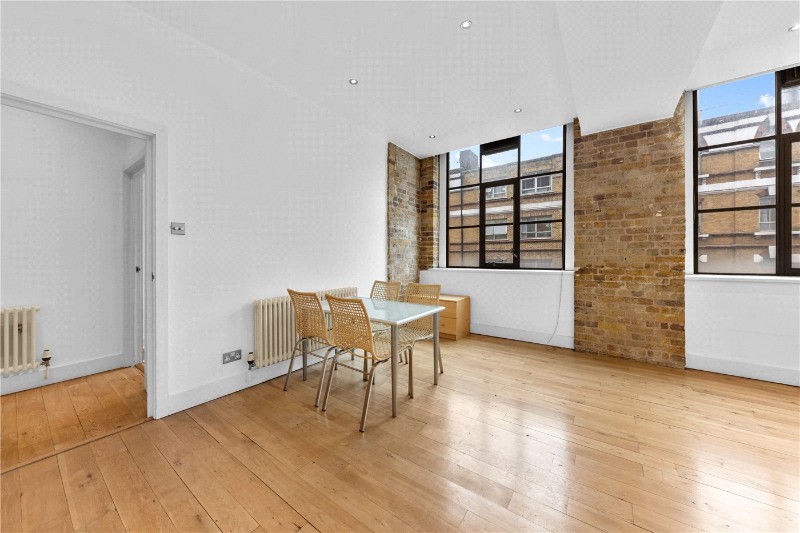 Thrawl Street, London, E1