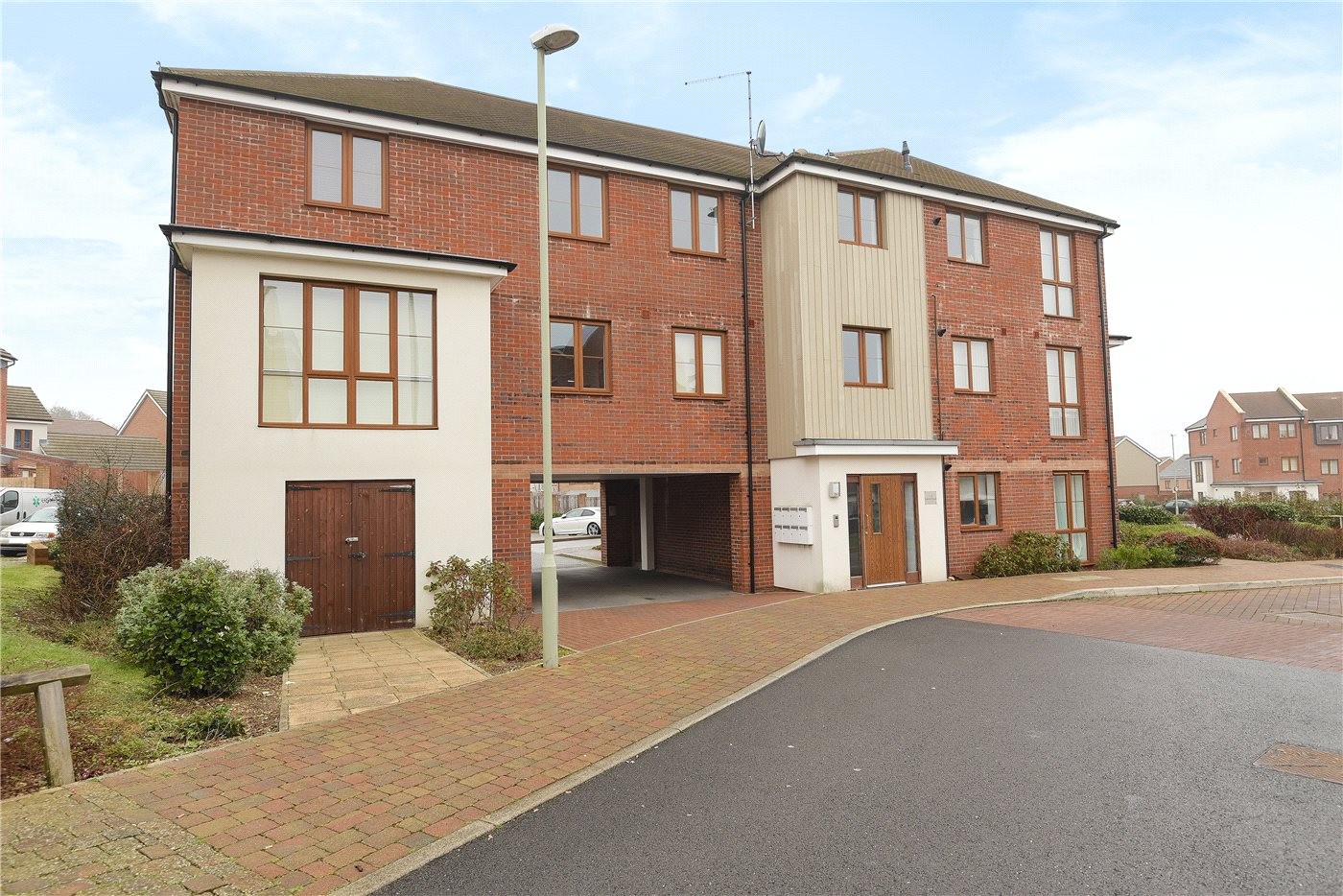 2 bedroom property to rent in Spencer House, Peggs Way, Basingstoke