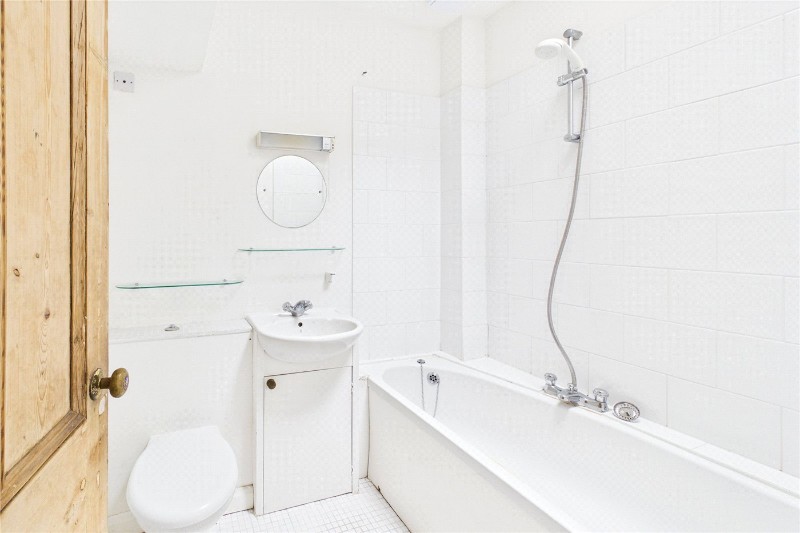 Morrish Road, London, SW2
