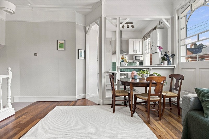 Dafforne Road, London, SW17