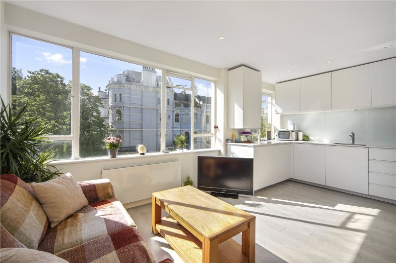 Lansdowne Road, London, W11