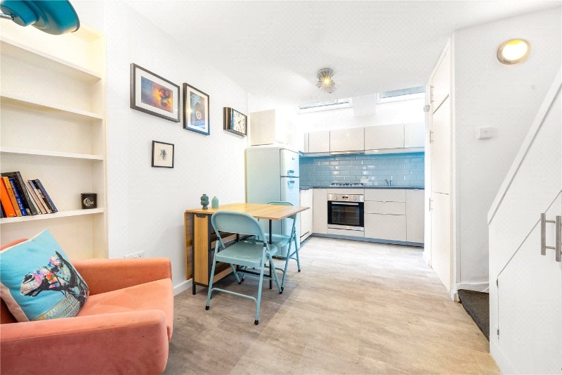 Choumert Square, Peckham Rye, London, SE15